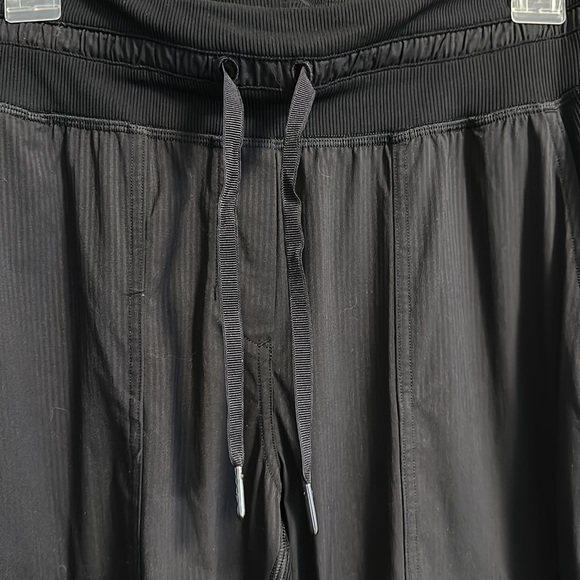 Dance studio cropped pant - Picture 3 of 5